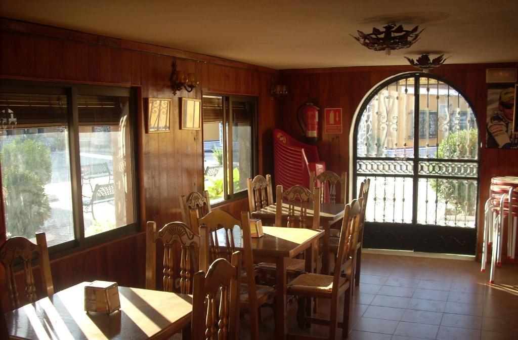 Hostal Don Diego San Juan Del Puerto Zewnętrze zdjęcie